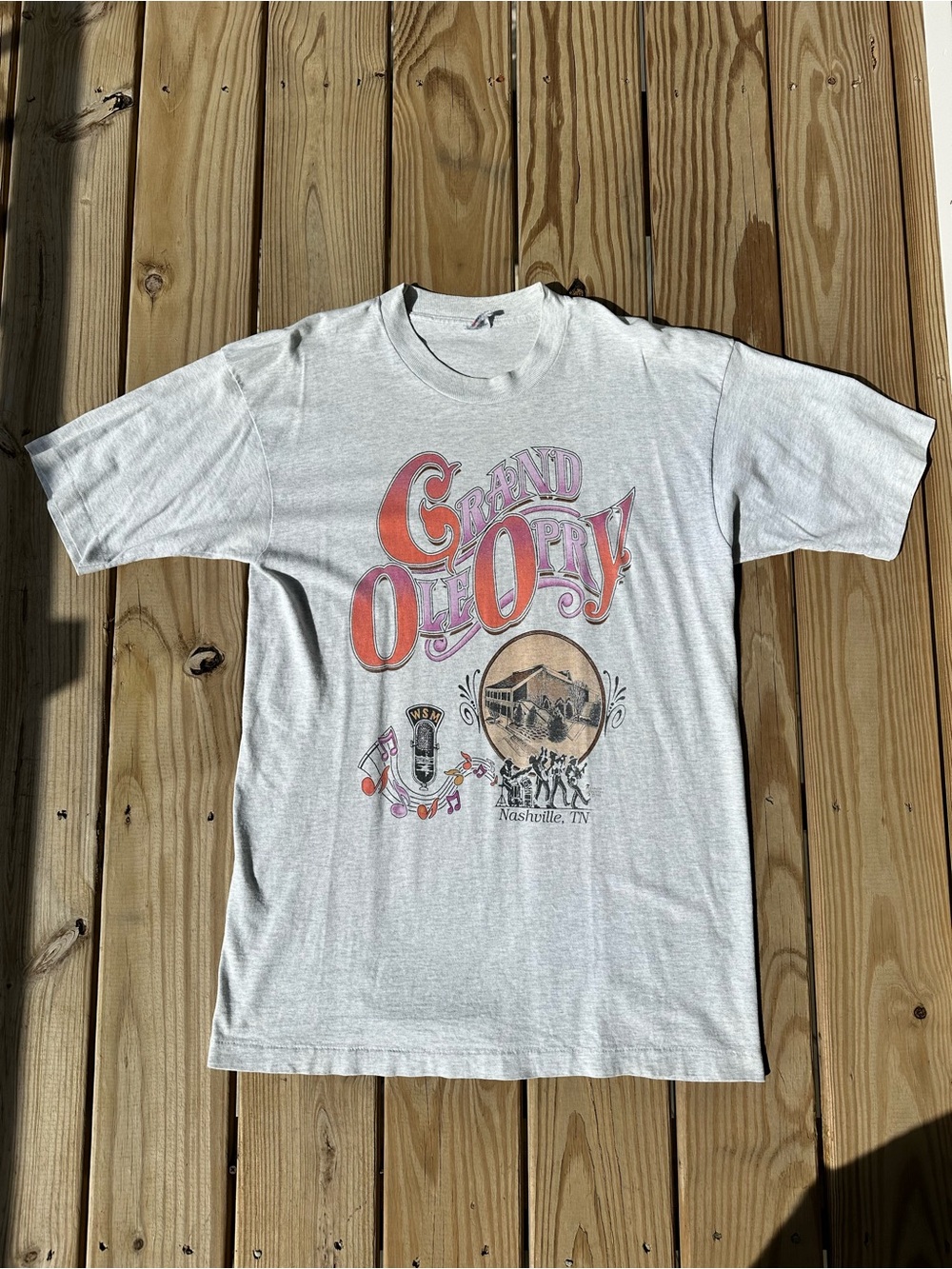 1992 USA Made Grand Ole Opry Nashville Graphic Shirt